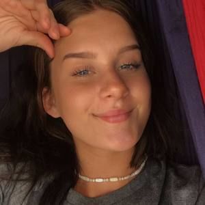 Meet your Posher, Paris